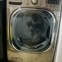 LG TurboWash Front Load Washer