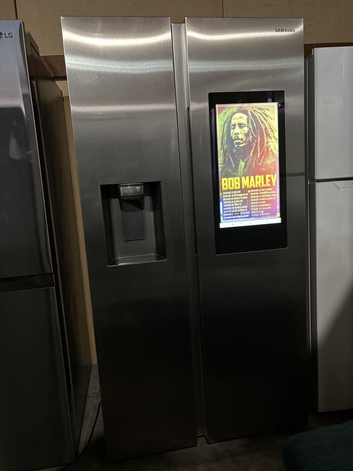Like New Samsung Side-by-Side Refrigerator 2023 Model