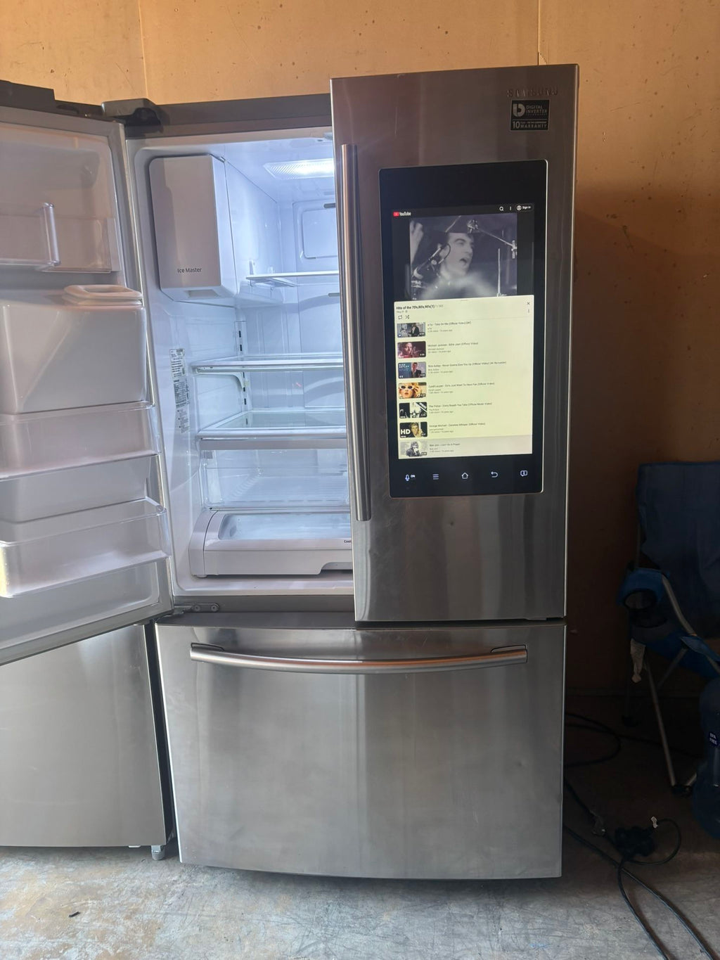 Like New 2023 Samsung Side-by-Side Refrigerator