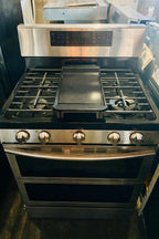 Samsung Stainless Steel Gas Range - 5 Burners