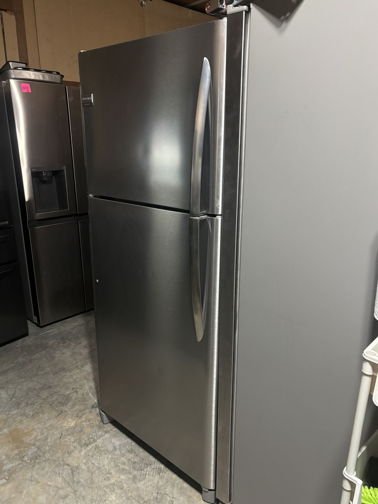 Frigidaire Top Freezer Refrigerator